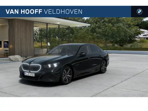 BMW 5 Serie 530e M Sport Automaat / Panoramadak / Bowers & Wilkins / Adaptieve LED / Parking Assista