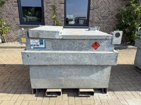 Kiwa IBC Steenbergen 750 liter IBC Dieseltank Milieutank