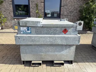 Kiwa IBC Steenbergen 750 liter IBC Dieseltank Milieutank