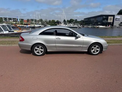 Mercedes-Benz CLK-klasse Coupé 240 Elegance