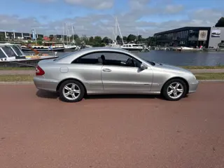 Mercedes-Benz CLK-klasse Coupé 240 Elegance