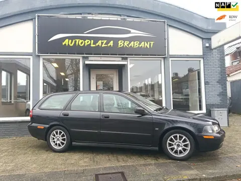 Volvo V40 1.8 Europa Elegance/ CRUISE/ AIRCO/ TREKHAAK/ USB/ XENON