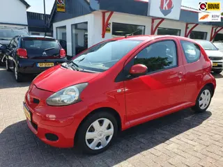 Toyota Aygo 1.0-12V AIRCO NIEUWE APK BJ 2011