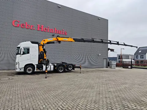 Volvo FH 540 6x2 Bougie Effer 395/8S (bj 2020, automaat)