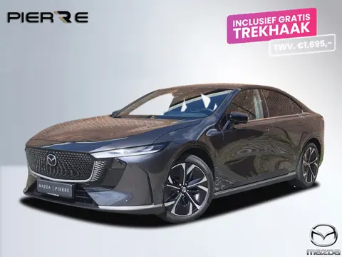Mazda 6e Takumi Business Edition 68.8 kWh | ZWART LEDER | NAVI | PANO | 360 CAMERA | GRATIS TREKHAAK