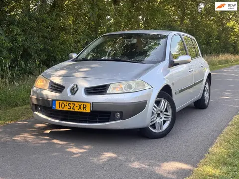 Renault Mégane 1.6-16V Expression | Airco + Cruise control Nu € 999,- !!!