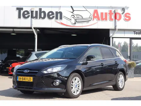 Ford Focus Wagon 1.6 EcoBoost Titanium | Camera | Trekhaak | Navigatie | Stoelverwarming