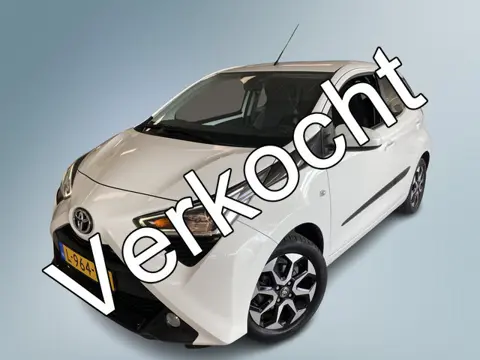 Toyota Aygo 1.0 VVT-i x-joy (bj 2021)