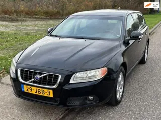 Volvo V70 2.4D Limited Edition Automaat ECC Audio/CD Navigatie ESP LMV 16" PDC TCS Cruisecontrol Led