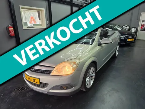 Opel Astra TwinTop 1.8 Cosmo