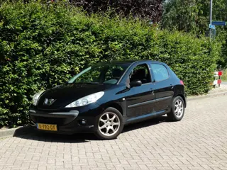 Peugeot 206 + 1.4 Millesim 200 137dkm 5drs apk 02-2027