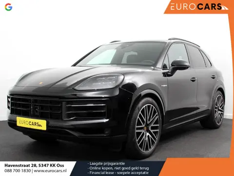 Porsche Cayenne 3.0 E-Hybrid Akrapovic met soundbox Luchtvering Leder Panoramadak Camera Navigatie E