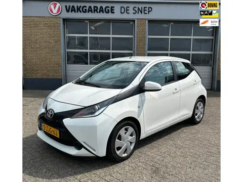 Toyota Aygo 1.0 VVT-i x-play