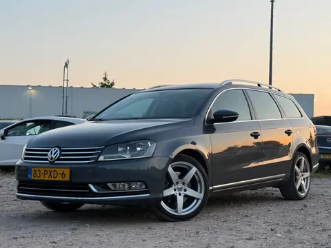 Volkswagen Passat Variant 1.4 TSI Highline BlueMotion/AUTOMAAT