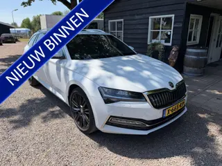 Škoda Superb Combi 1.4 TSI iV Business Edition Plus *FULL.OPTION*