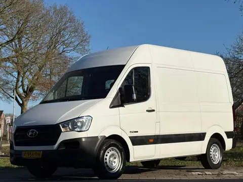 Hyundai H350 150PK|EURO6|airco|cruise|achteruitrijcamera|3000KG trekgewicht|voorruitverwarming|elekt