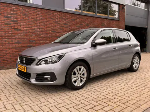 Peugeot 308 - Lees tekst - 1.2 PureTech Blue Lease Allure