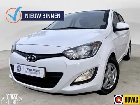 Hyundai i20 1.2i i-Motion Airco Usb Lmv Pdc (bj 2013)