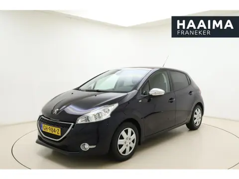 Peugeot 208 1.2 PureTech Style Pack Plus 81pk | 5 Deurs | Navigatie | Panoramadak | Cruise Control |