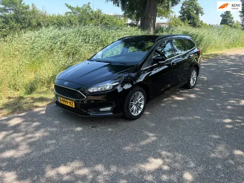 Ford Focus Wagon 1.0 Trend Nieuwe Distributieriem 1e Eigenaar Airco Cruise Stoel/Stuur Verwarming Pd