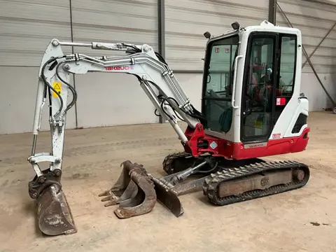 Takeuchi TB 225 (bj 2020)