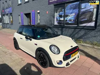 Mini Mini 1.5 Cooper panodak john cooper works uitvoering