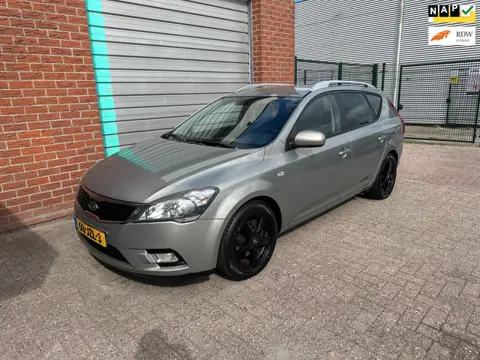 Kia Cee'd Sporty Wagon 1.4 CVVT X-ecutive Airco! Bj:2009 NAP!