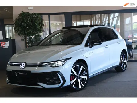 Volkswagen Golf 8.5 1.5 eHybrid GTE 272PK Pano Volleder Trekhaak 360Cam HuD IQ Led ACC