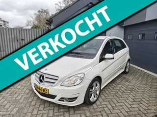 Mercedes-Benz B-klasse 160 Business Class,Parking system,Navi,Cruise control,Stoelverwarming,Lichtme