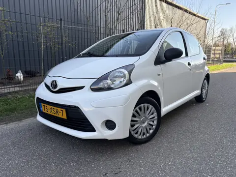 Toyota Aygo 1.0 VVT-i Access / 5-DEURS / 113dkm! NAP!