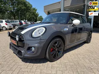 Mini 3-Deurs 2.0 Cooper S JCW Upgrade, Navi, Xenon, LED, Unionjack , Panodak, Leer, Etc.