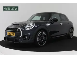 Mini Mini 2.0 Cooper S Chili JCW Pakket (PANORAMADAK, DEALER ONDERHOUDEN, HEAD-UP, CARPLAY, NAVIGATI