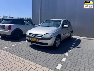 Opel Corsa 1.4-16V Comfort | APK 12-05-2027 | Elektrische ramen | 4 deurs | LM velgen |