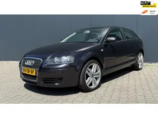 Audi A3 1.6 Attraction Airco Cruise 18 Inch Nieuw APK