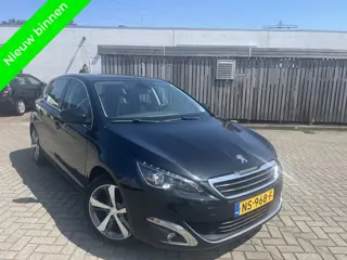 Peugeot 308 1.6 e-HDi Allure Automaat Parksensor Panorama