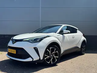 Toyota C-HR 1.8 Hybrid Style Luxury (bj 2022, automaat)