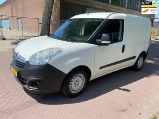 Opel Combo 1.3 CDTi L1H1 Edition / 2016 / Euro6 / Airco / PDC / Start Stop / NAP / NW APK Bij Aflev.