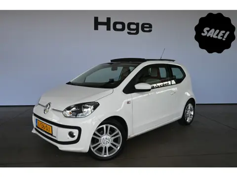 Volkswagen up! 1.0 High Up! Panoramadak Airco Navigatie Stoelverwarming Inruil Mogelijk!