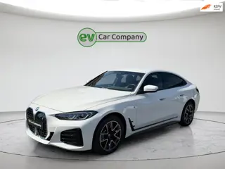 BMW I4 EDrive35 High Executive 70 kWh | SOH 97% | M Sportpakket | Harman Kardon | CarPlay | Camera |