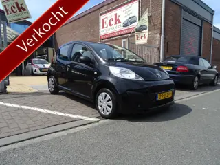 Peugeot 107 1.0 Access Accent (bj 2013)