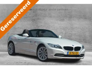 BMW Z4 Roadster sDrive18i Executive | Navigatie | Clima | Sportstoelen | Leer | Cruise-control | NL 
