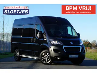 Peugeot Boxer 2.2 BlueHDi 165 L2H2 3.5t in Nieuwstaat |165 pk |Camera |Cruise |Navi |Climate |Geveer