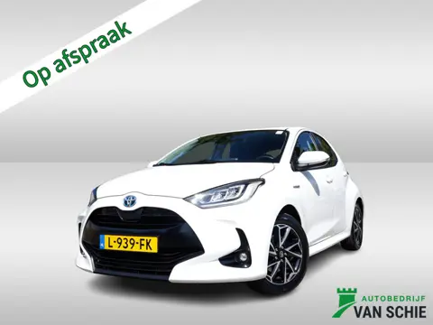 Toyota Yaris 1.5 Hybrid Dynamic 1e-Eig. & Dealer-Onderh. BOVAG-Garantie. NL-Auto.