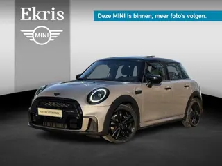 MINI 5-deurs Cooper John Cooper Works Uitvoering | Comfort Plus Pakket | Glazen panoramadak | Elektr