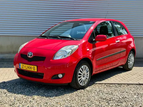 Toyota Yaris 1.3 VVTi Aspiration Automaat [ 1e eig.dealer o.h,64360 km ]