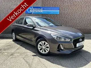 Hyundai i30 1.4 i-Drive Cruise/Stoelverwarming/PDC