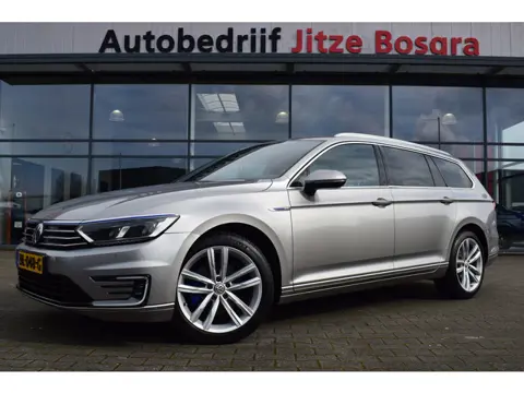 Volkswagen Passat Variant 1.4 TSi GTE DSG Highline LED | Panoramadak | Leder/Alcantara | Carplay | A