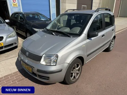 Fiat Panda 1.1 Young 2006 met koude airco en APK 7-27. Fijne auto met veel onderhoudsrekeningen en v