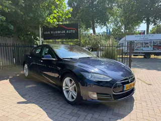 Tesla Model S 85 Base SOH86% Pano Nav Xenon Leder