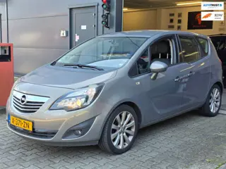 Opel Meriva 1.4 Turbo Cosmo / LEES TEKST !